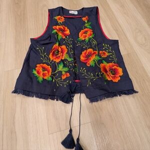 Boho Floral Embroidery Vest - Galychanka Size Medium - Linen Blend